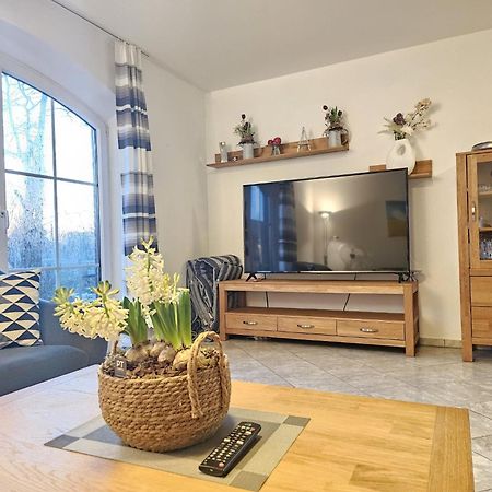 Ferienhaus Steuerbord Im Bootshaus Neßmersiel Extérieur photo