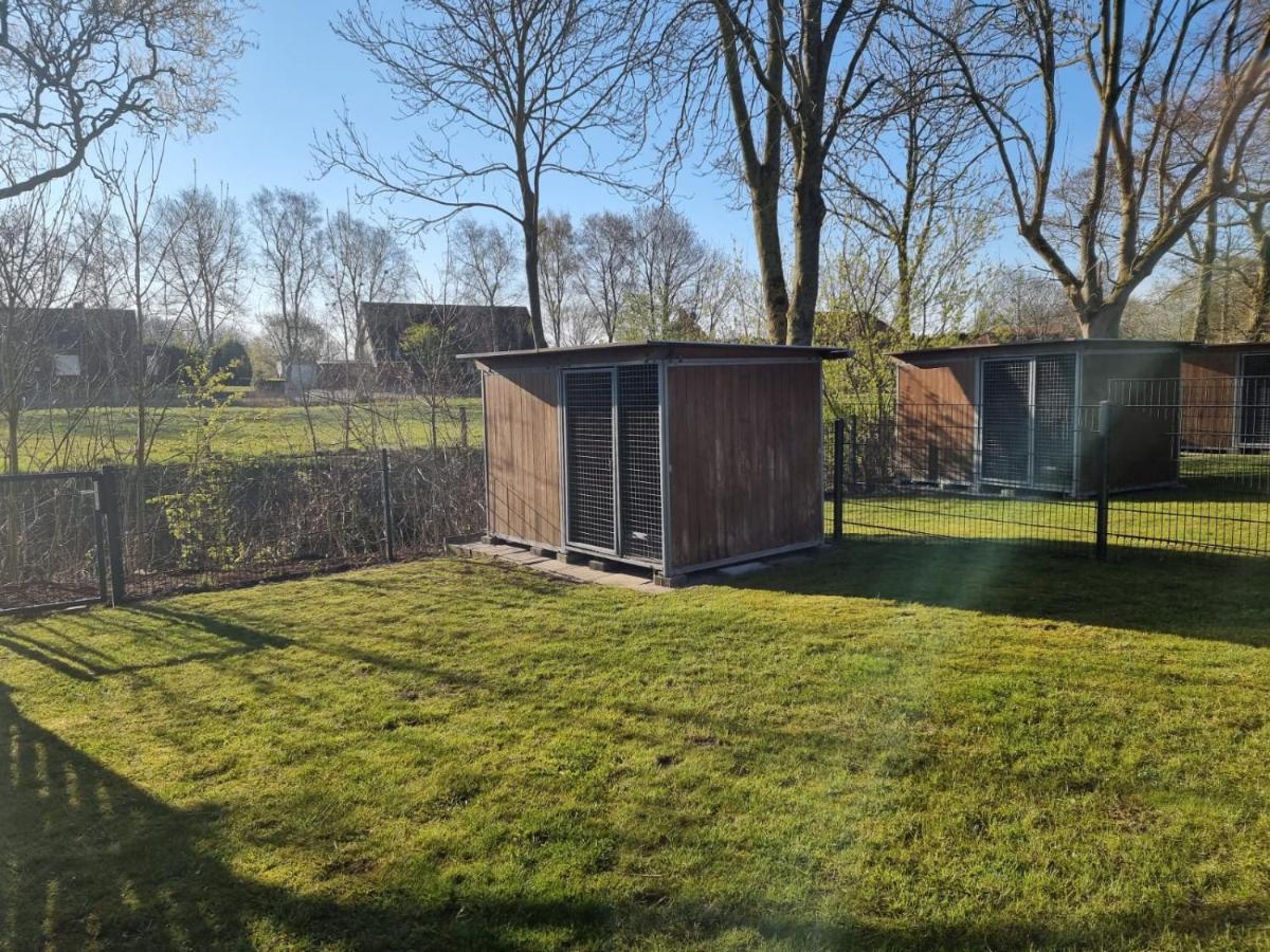 Ferienhaus Steuerbord Im Bootshaus Neßmersiel Extérieur photo